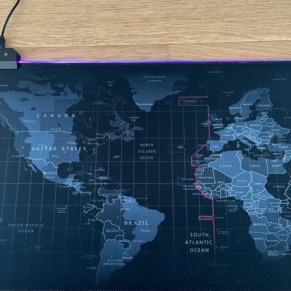 LED light up World Map Mouse Pad - Picture 7 of 12